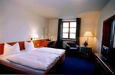 Gasthof Hotel Rueckerl Walderbach Bagian luar foto
